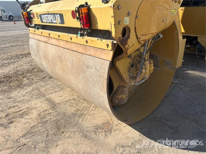 CAT CB64 Double Drum Roller مداحل ثنائية الاسطوانة