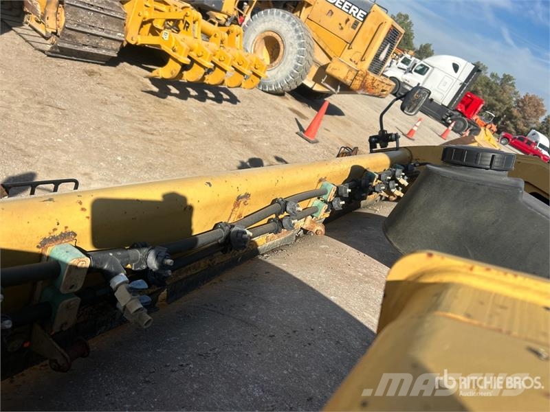 CAT CB64 Double Drum Roller مداحل ثنائية الاسطوانة