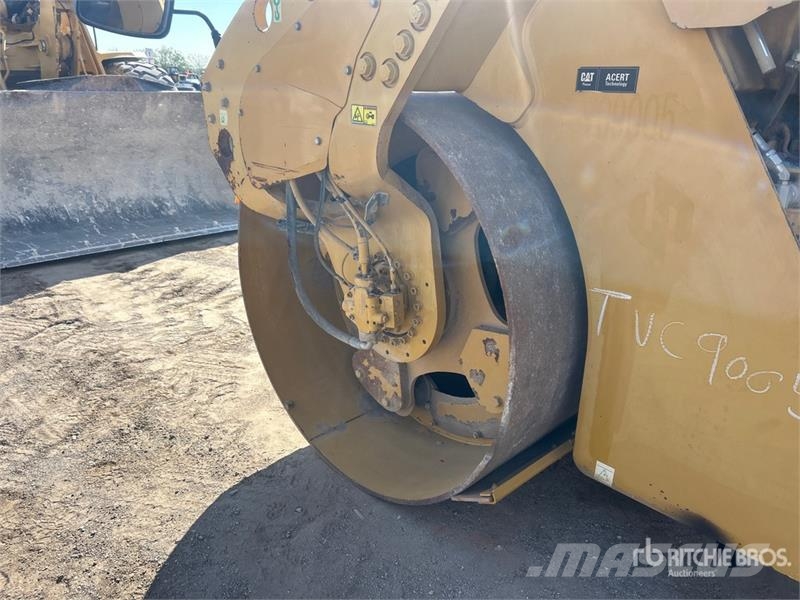 CAT CB64 Double Drum Roller مداحل ثنائية الاسطوانة