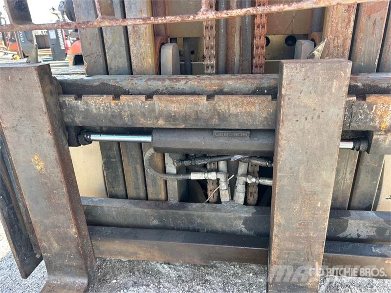 CAT CC25 Cushion Tire Forklift شاحنات ذات رافعات شوكية - أخرى