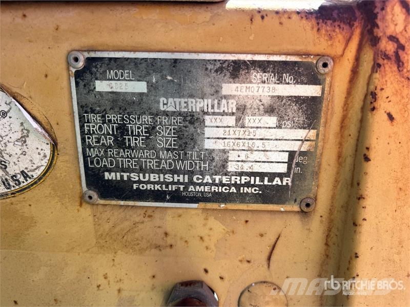 CAT CC25 Cushion Tire Forklift شاحنات ذات رافعات شوكية - أخرى