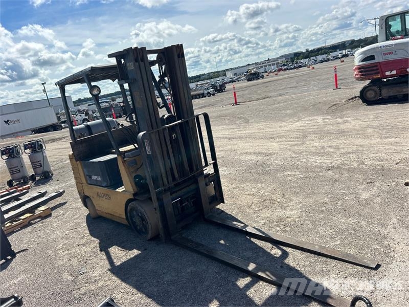 CAT CC25 Cushion Tire Forklift شاحنات ذات رافعات شوكية - أخرى
