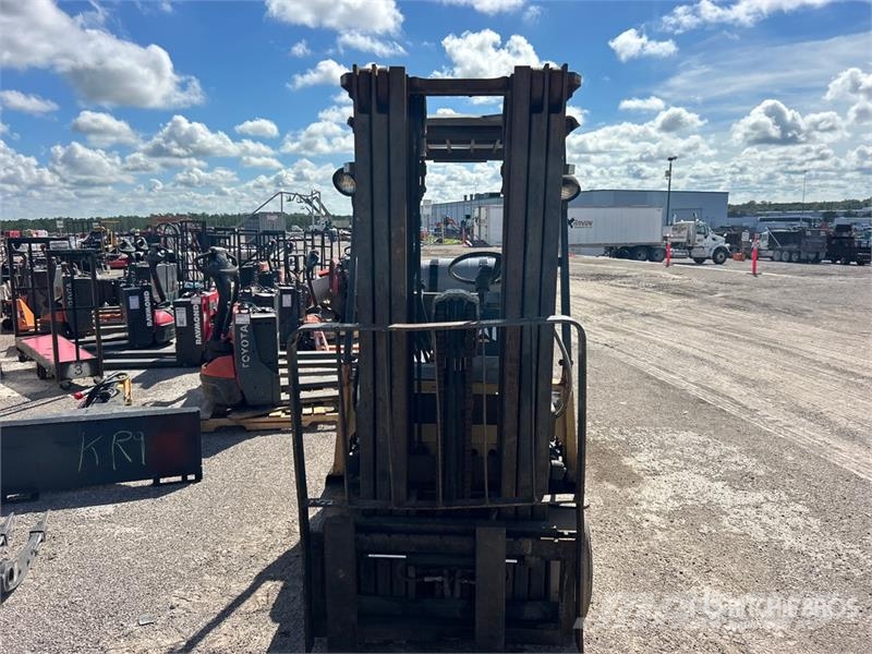 CAT CC25 Cushion Tire Forklift شاحنات ذات رافعات شوكية - أخرى