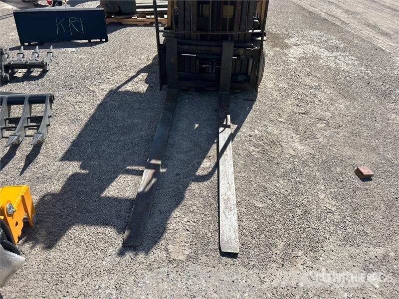 CAT CC25 Cushion Tire Forklift شاحنات ذات رافعات شوكية - أخرى