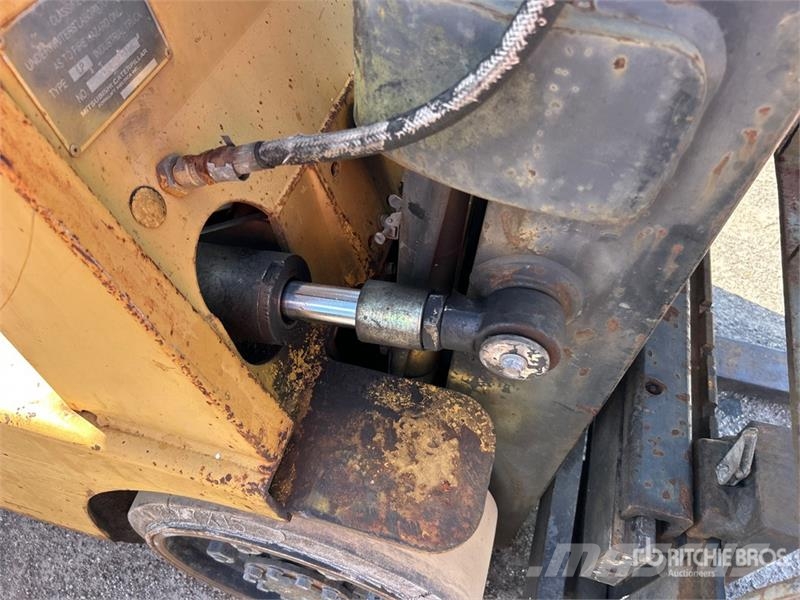 CAT CC25 Cushion Tire Forklift شاحنات ذات رافعات شوكية - أخرى
