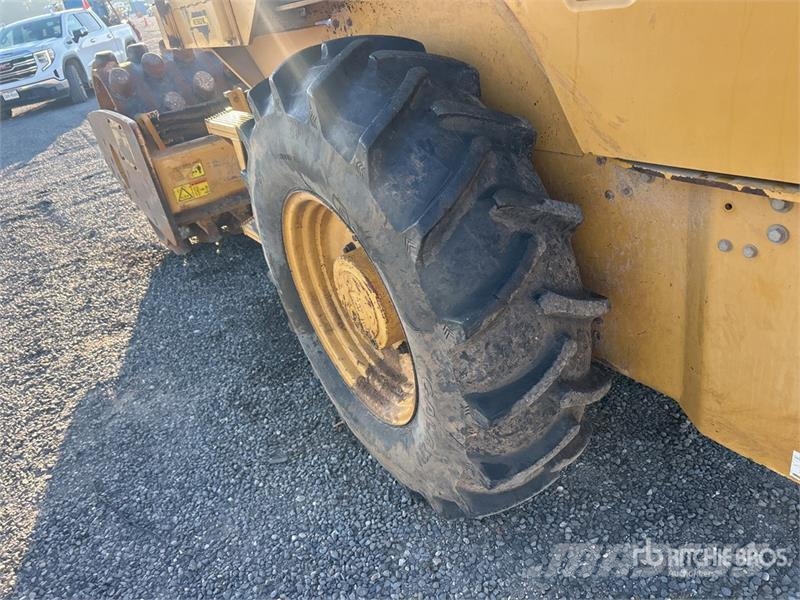CAT CP44 Padfoot Drum Compactor Single drum rollers