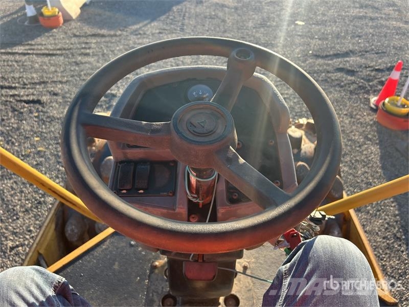 CAT CP44 Padfoot Drum Compactor Single drum rollers