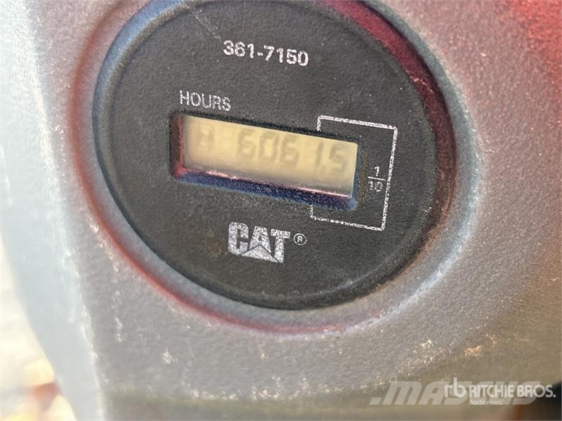CAT CP44 Padfoot Drum Compactor Single drum rollers