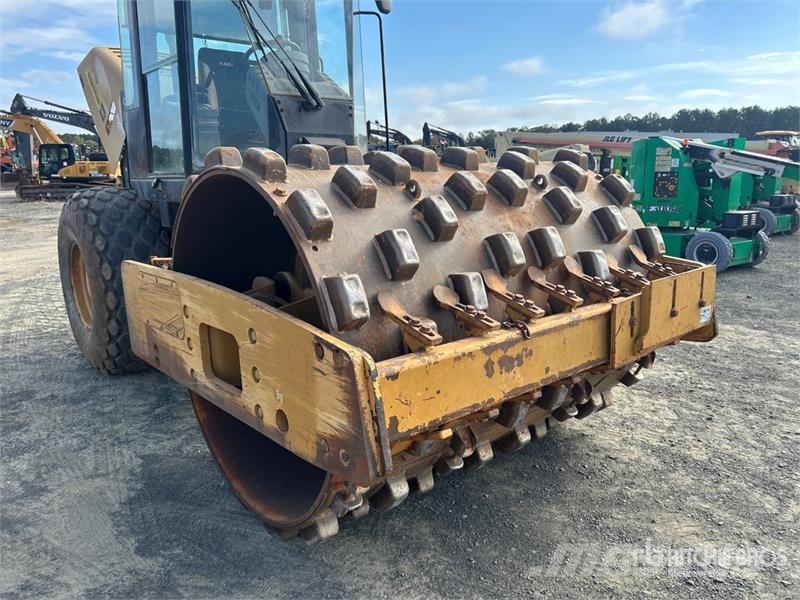 CAT CS-54 Smooth Drum Compactor Valsetog
