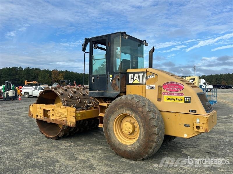 CAT CS-54 Smooth Drum Compactor Valsetog