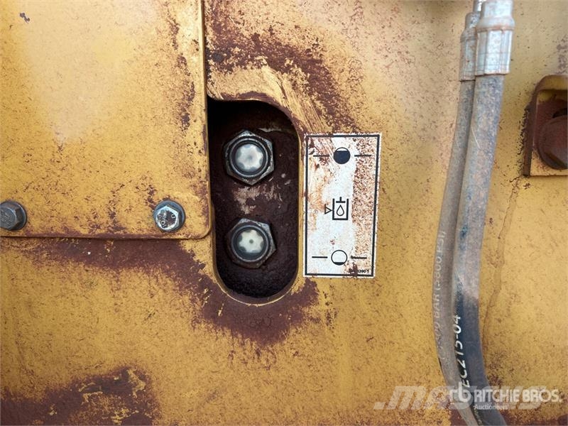 CAT CS-54 Smooth Drum Compactor Valsetog