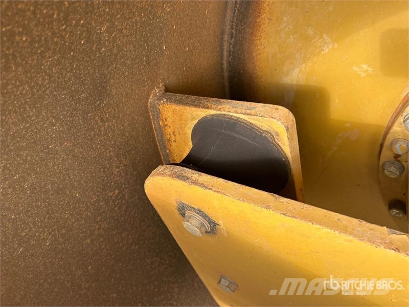 CAT CS-54 Smooth Drum Compactor Valsetog