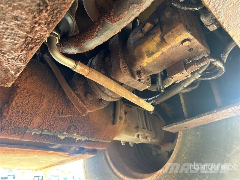 CAT CS-54 Smooth Drum Compactor Valsetog