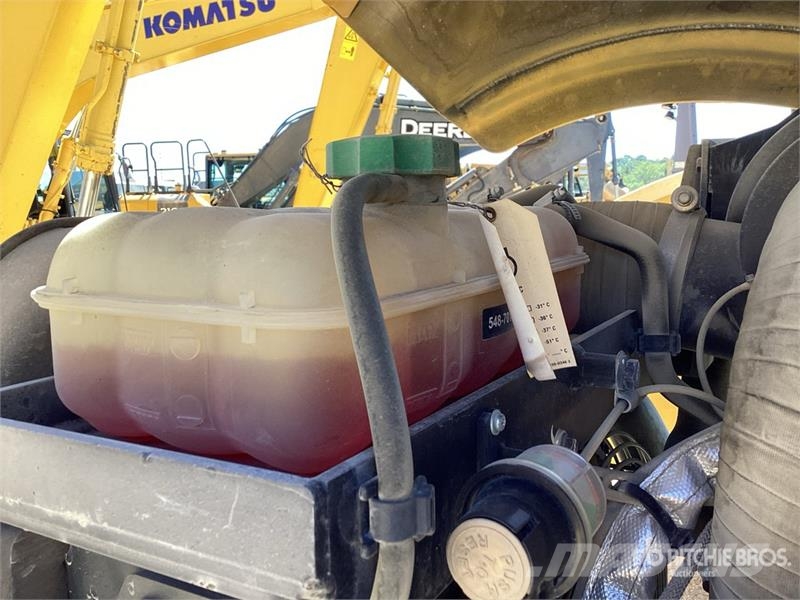 CAT CS7 Smooth Drum Compactor Enojni valjarji