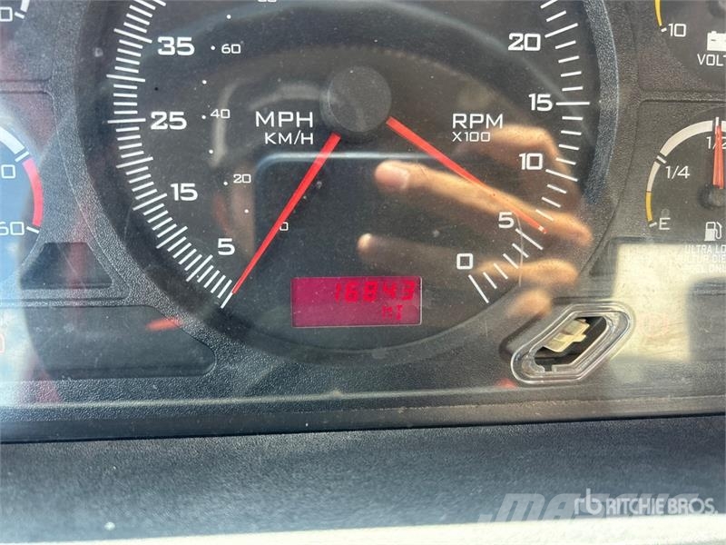 CAT CT660S Tovornjaki za vodo