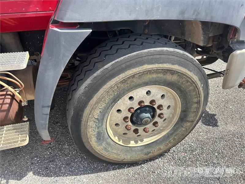 CAT CT660S Tovornjaki za vodo