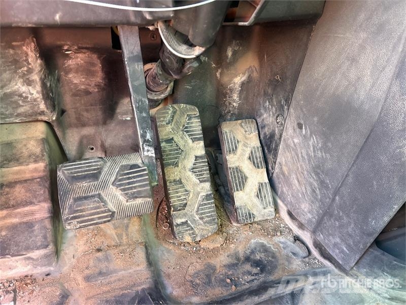 CAT CT660S Tovornjaki za vodo