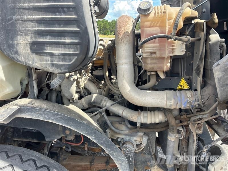 CAT CT660S Tovornjaki za vodo