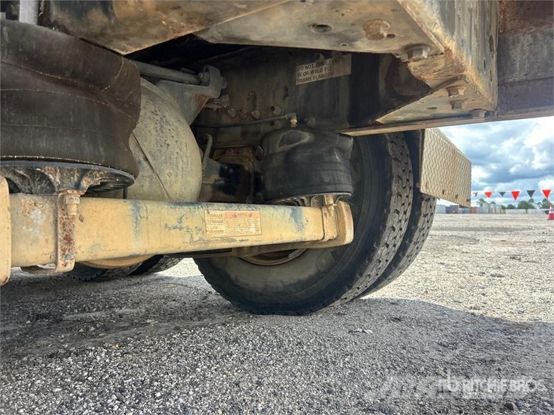 CAT CT660S Tovornjaki za vodo