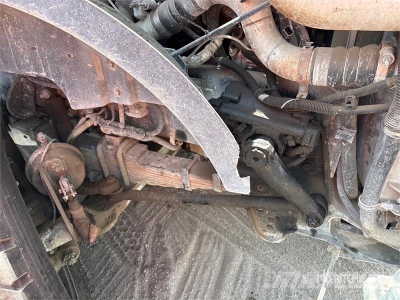 CAT CT66S 8x4 Tri/A Dump Truck (Inoperable) Camion benne