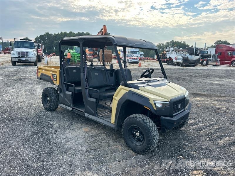 CAT CUV105D 4x4 Utility Vehicle Коммунальные машины