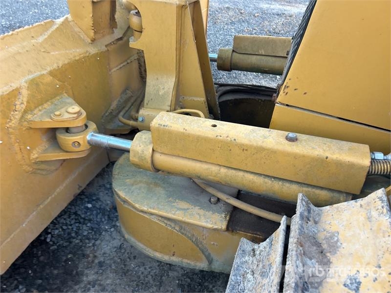 CAT D3C LGP Crawler Dozer Buldožeri gusjeničari