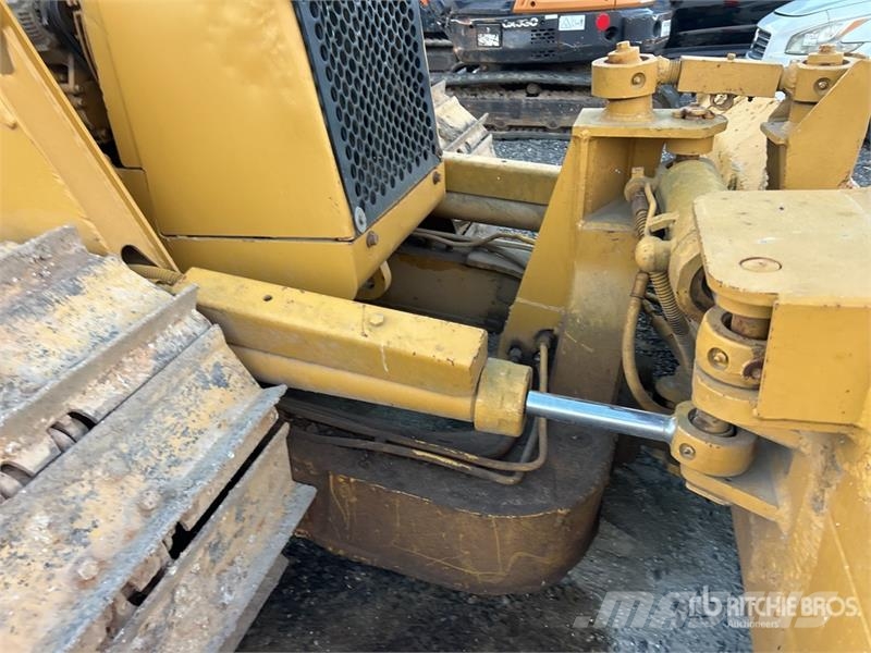 CAT D3C LGP Crawler Dozer Buldožeri gusjeničari