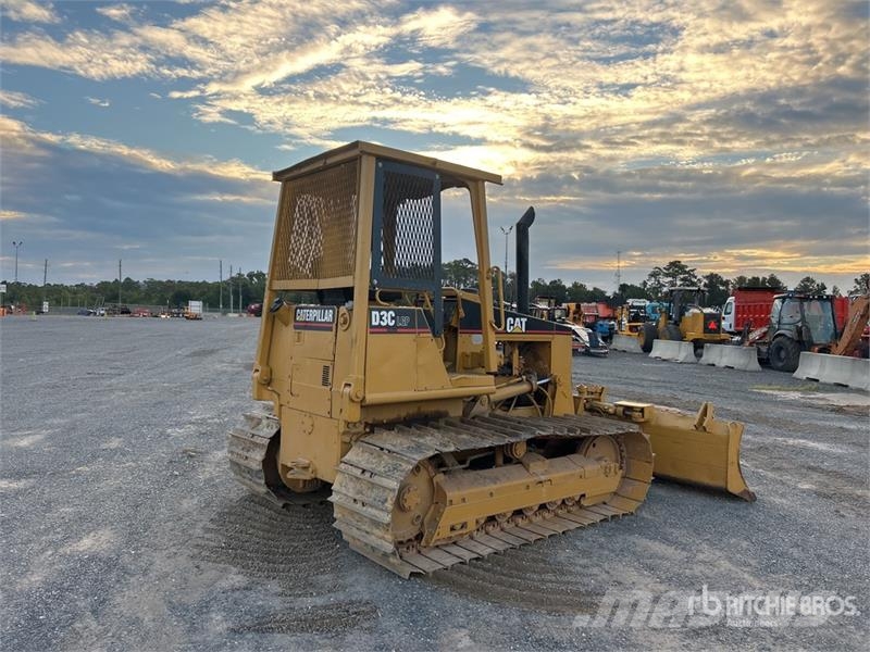 CAT D3C LGP Crawler Dozer Buldožeri gusjeničari
