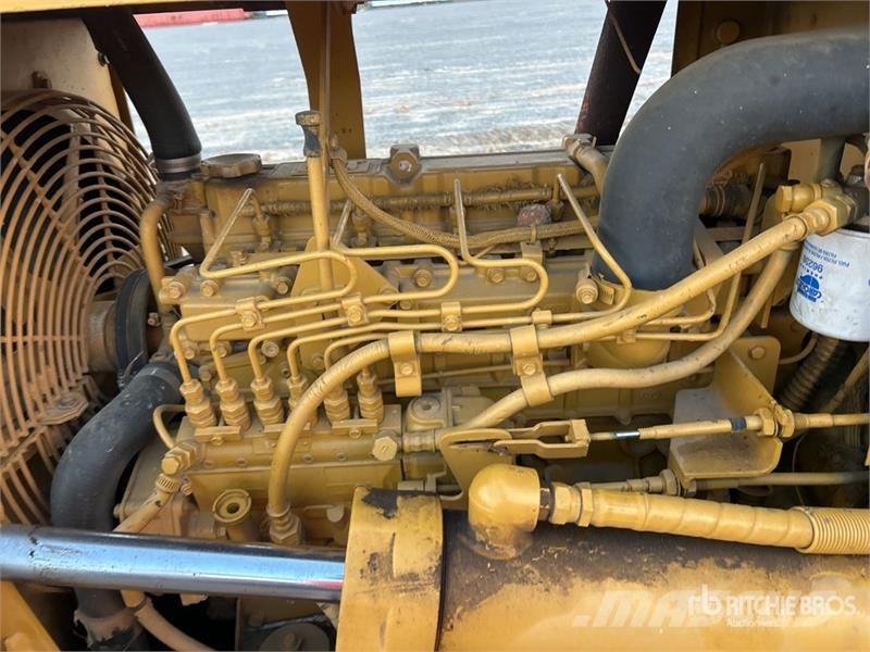 CAT D3C LGP Crawler Dozer Buldožeri gusjeničari