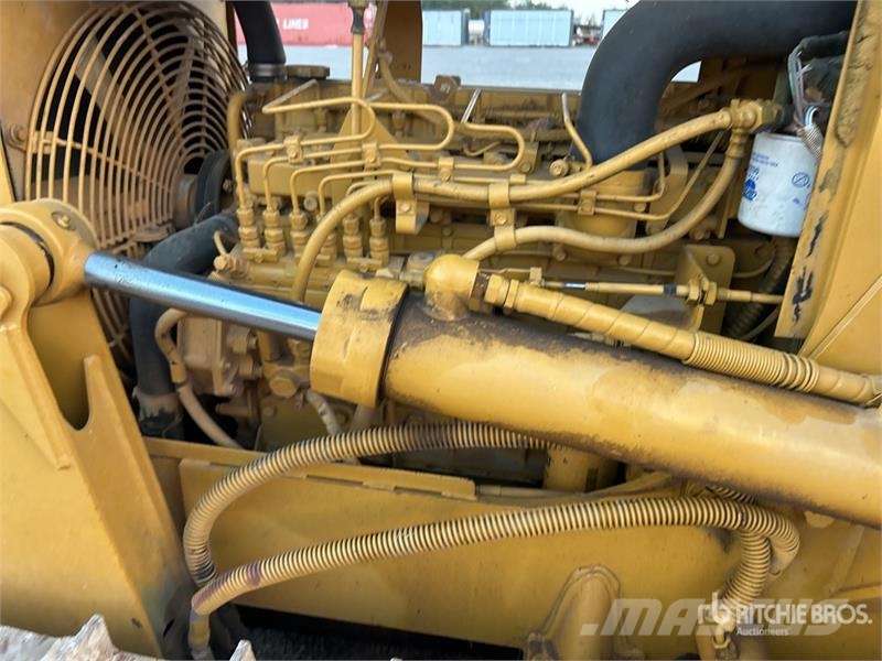 CAT D3C LGP Crawler Dozer Buldožeri gusjeničari