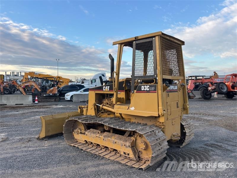 CAT D3C LGP Series III Bulldozer på larvebånd