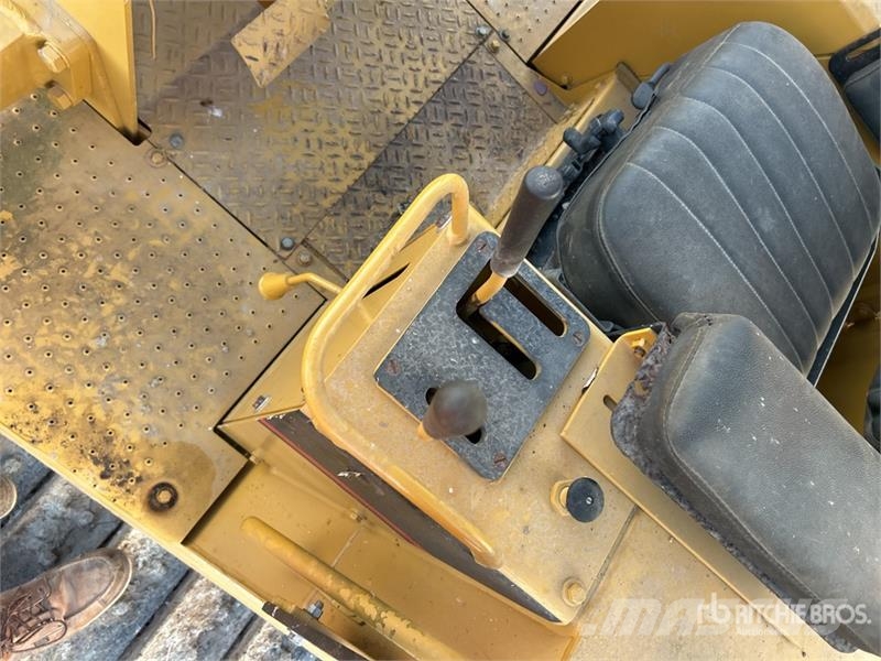 CAT D3C LGP Series III Bulldozer på larvebånd