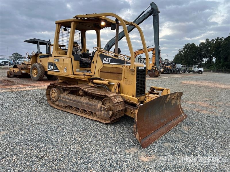CAT D3G XL Crawler dozers