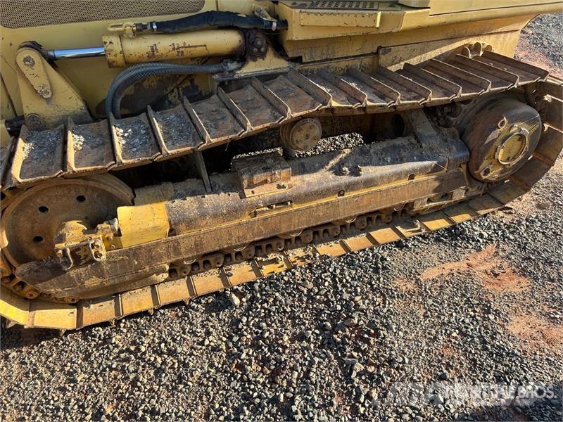 CAT D3G XL Buldožeri gusjeničari