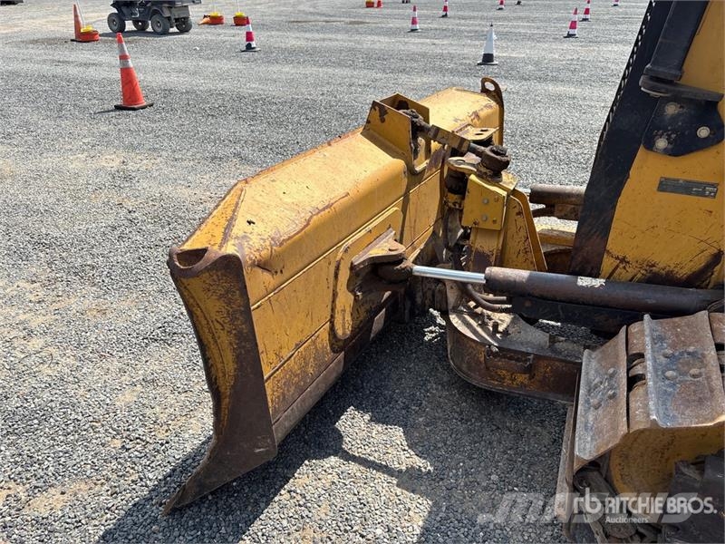 CAT D4K2 Crawler Dozer Pásové dozéry