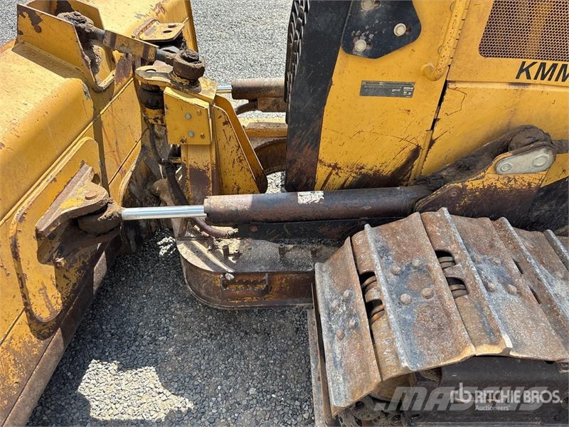 CAT D4K2 Crawler Dozer Pásové dozéry