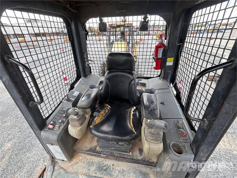 CAT D4K2 Crawler Dozer Pásové dozéry