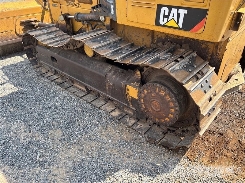 CAT D4K2 Crawler Dozer Pásové dozéry