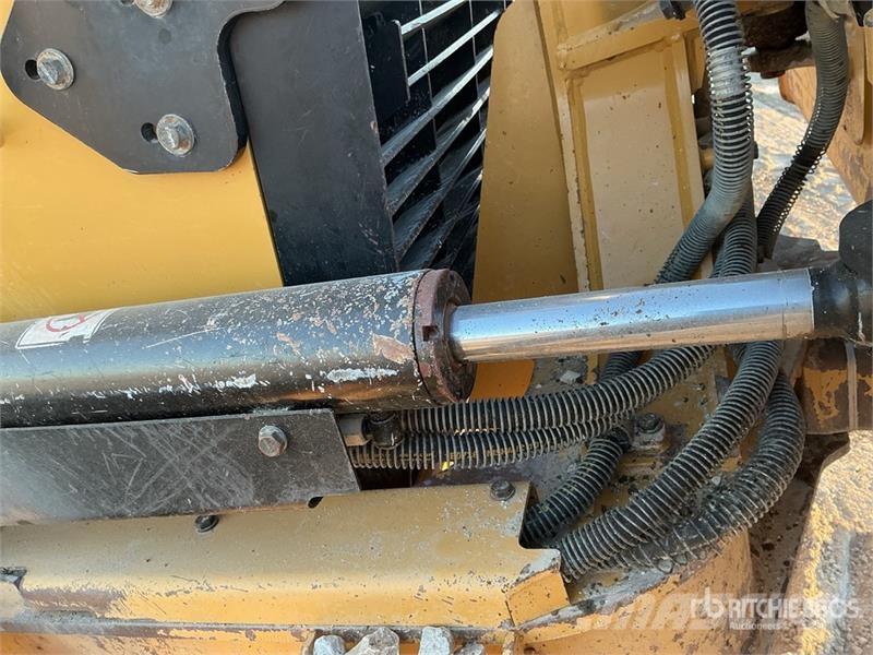 CAT D4K2 XL Crawler Dozer Buldožeri gusjeničari