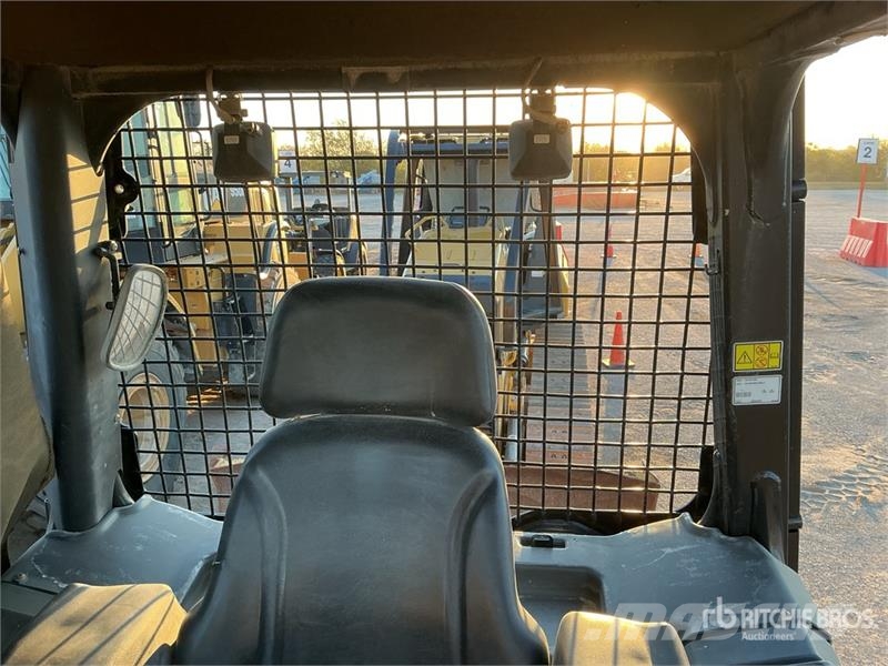 CAT D4K2 XL Crawler Dozer Buldožeri gusjeničari