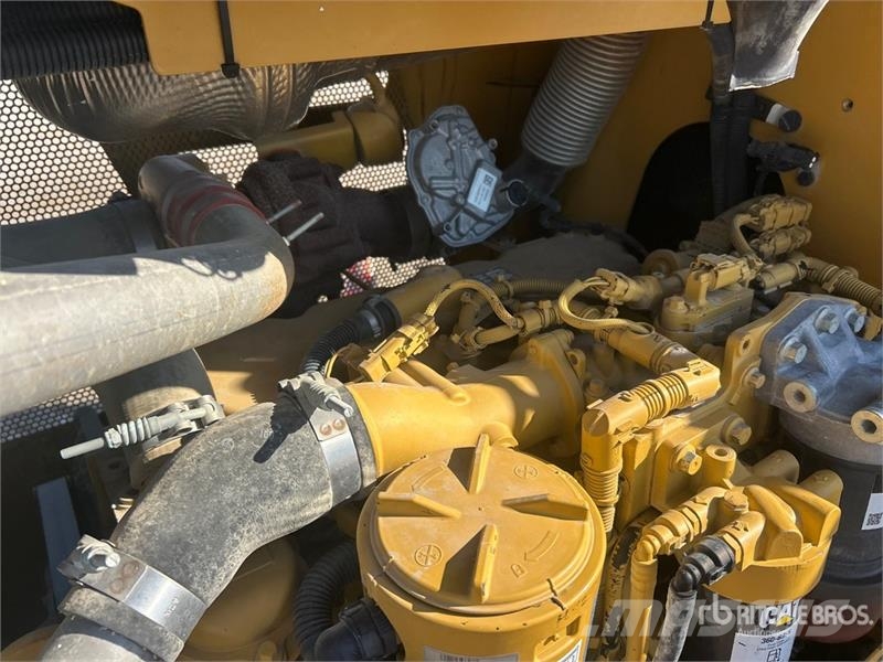 CAT D4K2 XL Crawler Dozer lánctalpas dózerek