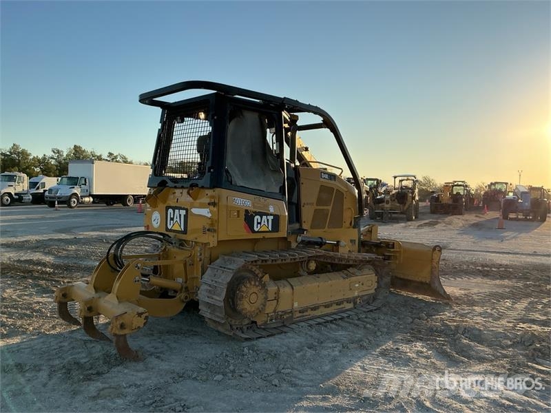 CAT D4K2 XL Crawler Dozer Buldožeri gusjeničari