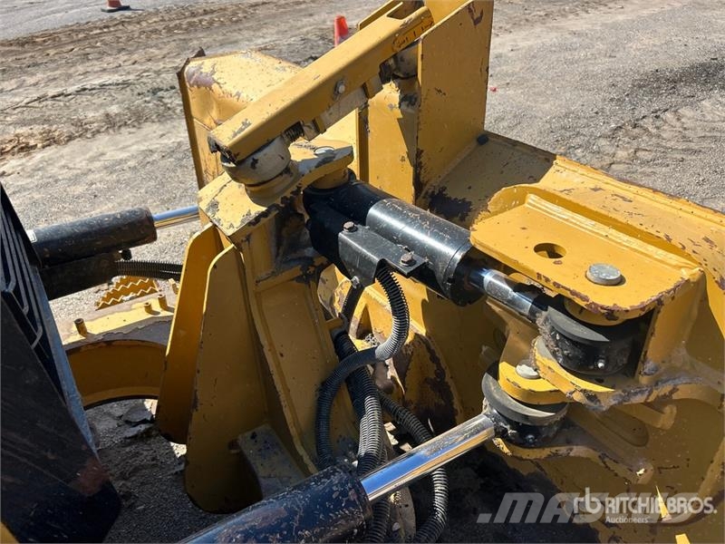 CAT D4K2 XL Crawler Dozer Paletli dozerler