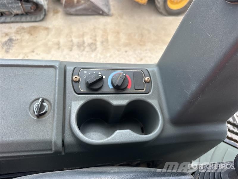 CAT D4K2 XL Crawler Dozer 履帶推土機