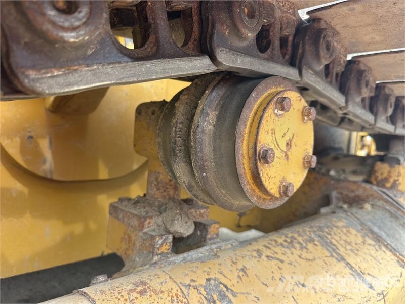 CAT D4K2 XL Crawler Dozer 履帶推土機