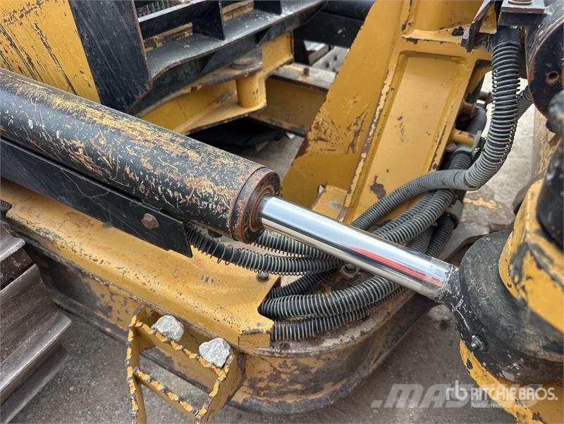 CAT D4K2 XL Crawler Dozer 履帶推土機