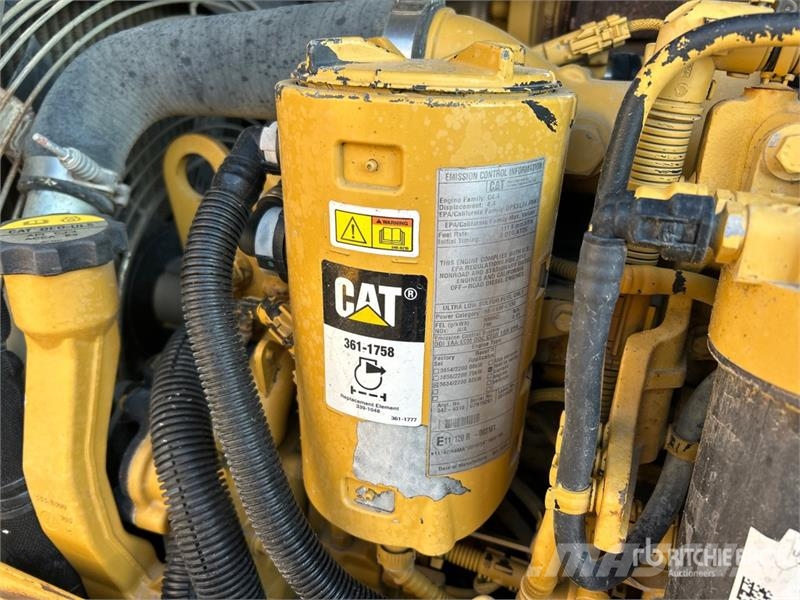 CAT D4K2 XL Crawler Dozer Bandschaktare