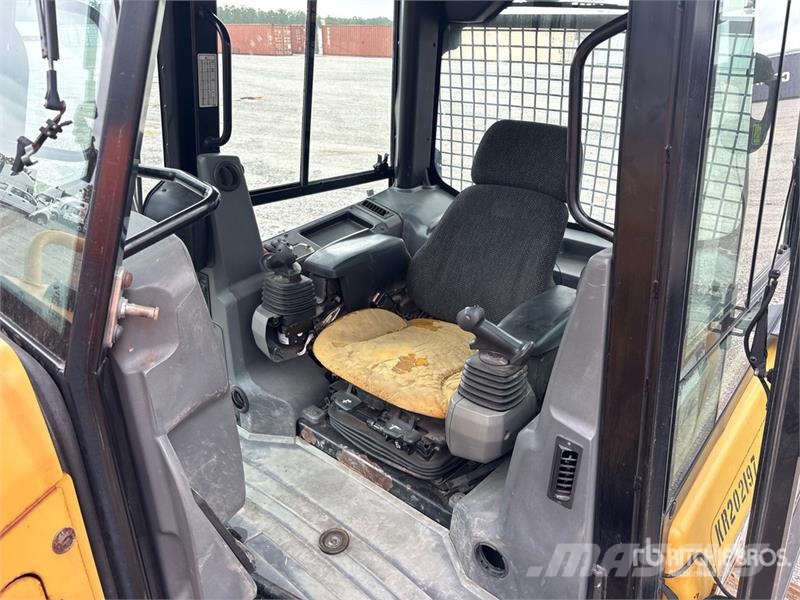 CAT D4K2LGP Crawler Dozer Buldožeri gusjeničari