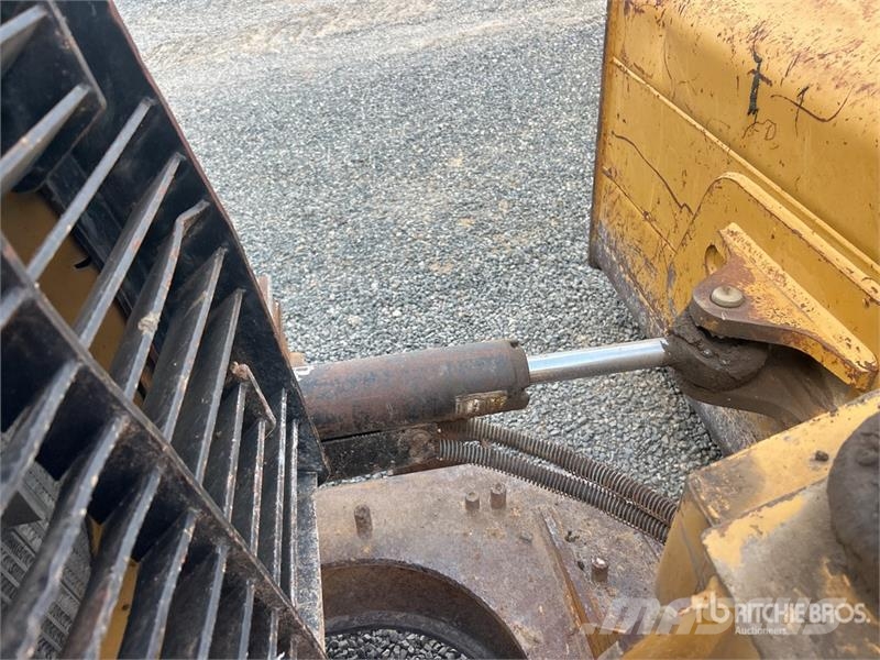 CAT D4K2XL Crawler Dozer lánctalpas dózerek