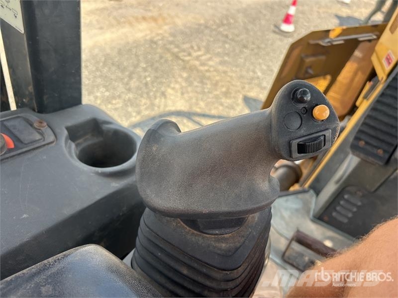 CAT D4K2XL Crawler Dozer lánctalpas dózerek